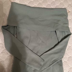 Aritzia Wilfred Off-Shoulder Croquis Sweater